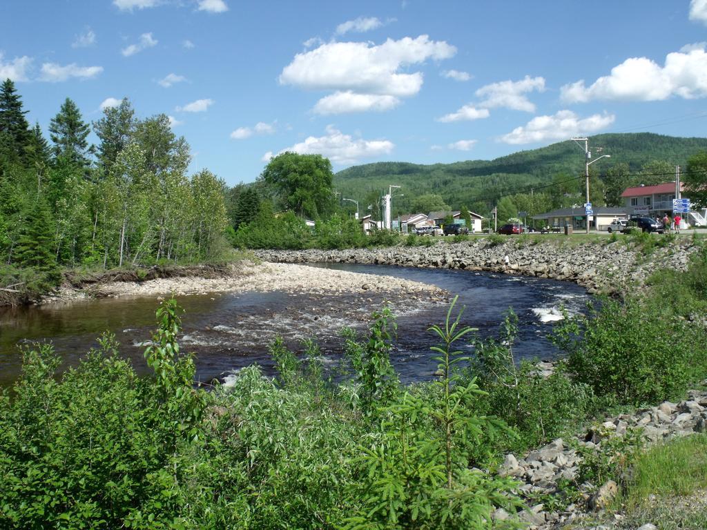 Camping Le 4 Chemins LʼAnse-Saint-Jean Chambre photo